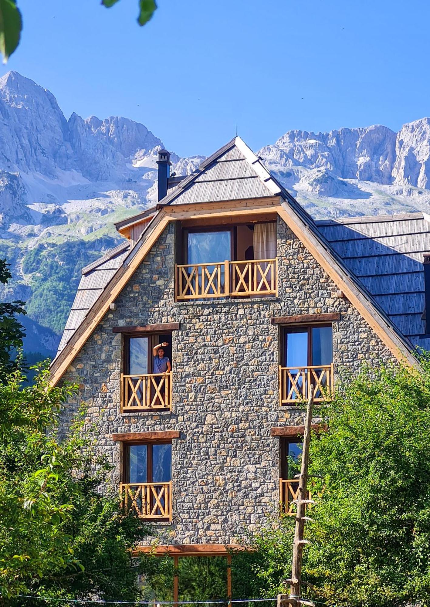 Neokulla Hotel - By Kol Gjoni Valbone Bagian luar foto